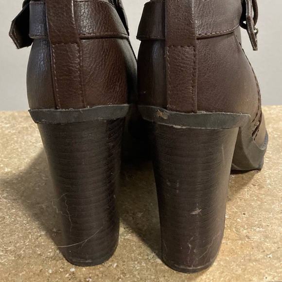 Guess Kavin Boots. 7.5 - Picture 6 of 9